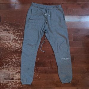 Essential joggers
